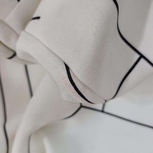 Alfani by Macy’s Womans Blazer Medium White with Black Abstract Lines Lightweigh - Picture 13 of 13